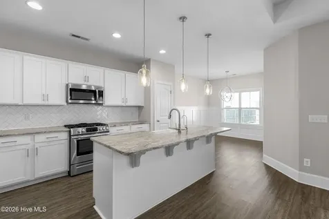 116 Hanover Lakes Drive Wilmington NC 28401
