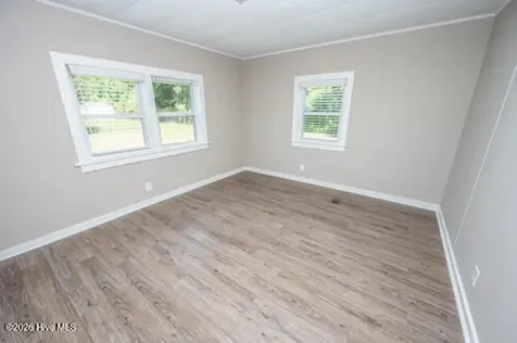 176 W Pine Street New Bern NC 28560