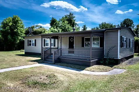176 W Pine Street New Bern NC 28560