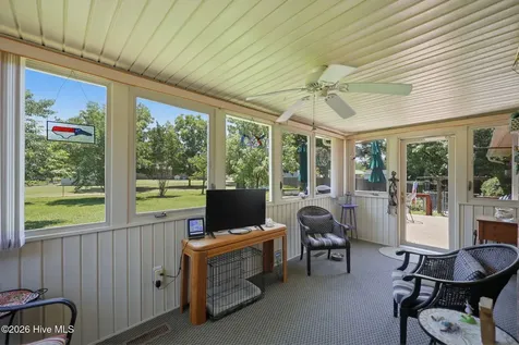 4903 Creekside Drive New Bern NC 28562