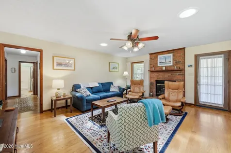 4903 Creekside Drive New Bern NC 28562