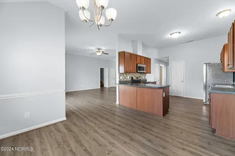 205 Lynden Lane New Bern NC 28560