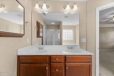 205 Lynden Lane New Bern NC 28560