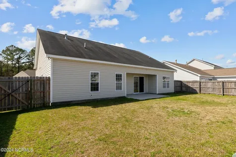 205 Lynden Lane New Bern NC 28560