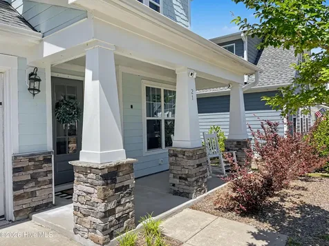 21 W Shooting Star Lane Hampstead NC 28443