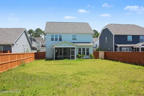 21 W Shooting Star Lane Hampstead NC 28443