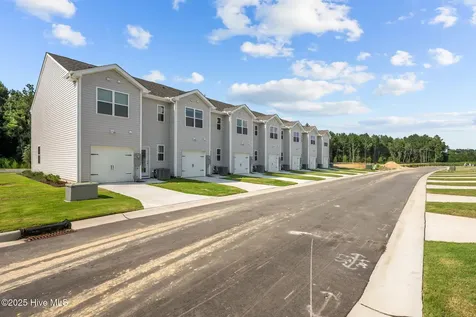 2049 Clock Road New Bern NC 28562