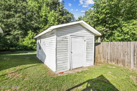 283 Will Baker Road Kinston NC 28504