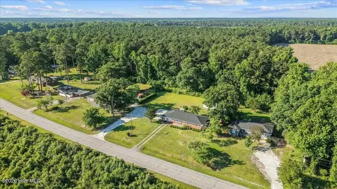 283 Will Baker Road Kinston NC 28504