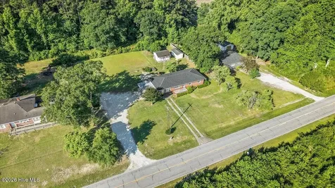 283 Will Baker Road Kinston NC 28504