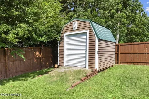211 Sunridge Lane Pikeville NC 27863