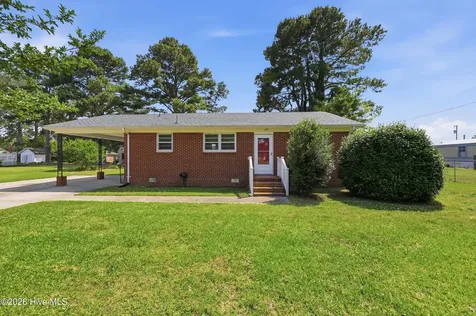 1813 Fearing Avenue Elizabeth City NC 27909