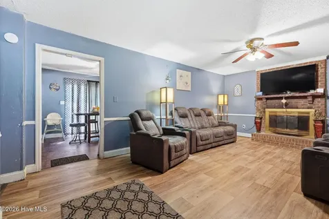 11620 Mistletoe Drive Laurinburg NC 28352