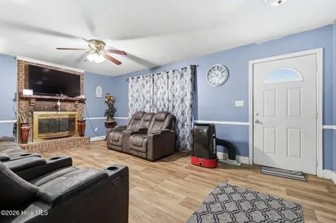 11620 Mistletoe Drive Laurinburg NC 28352