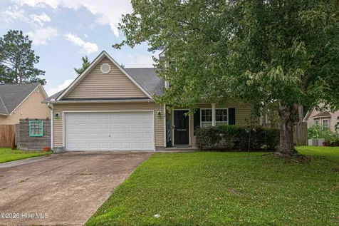 28 Jasmine Lane Jacksonville NC 28546