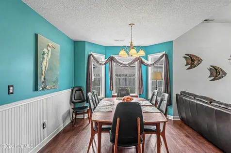 28 Jasmine Lane Jacksonville NC 28546