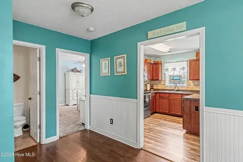 28 Jasmine Lane Jacksonville NC 28546