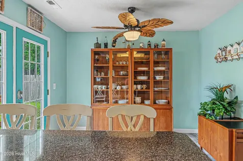 28 Jasmine Lane Jacksonville NC 28546