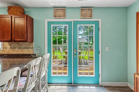 28 Jasmine Lane Jacksonville NC 28546