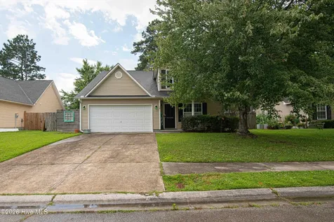 28 Jasmine Lane Jacksonville NC 28546