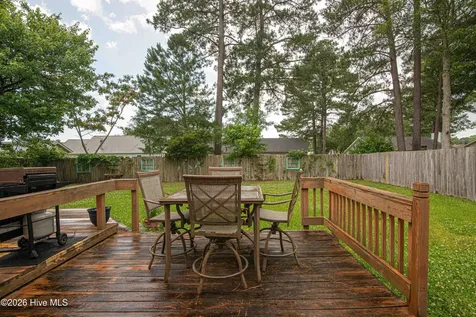 28 Jasmine Lane Jacksonville NC 28546