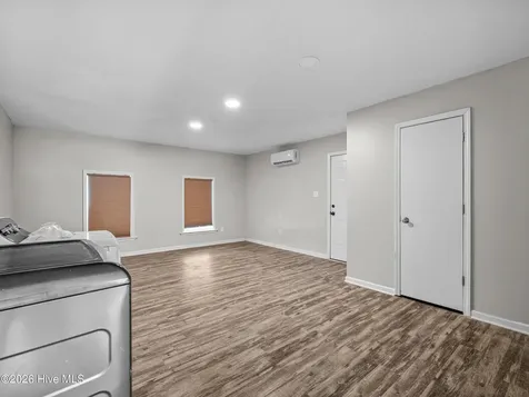 305 Rivers Edge Court Jacksonville NC 28540
