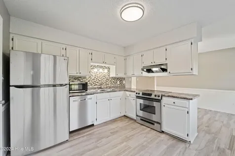 608 Mallard Drive Jacksonville NC 28540