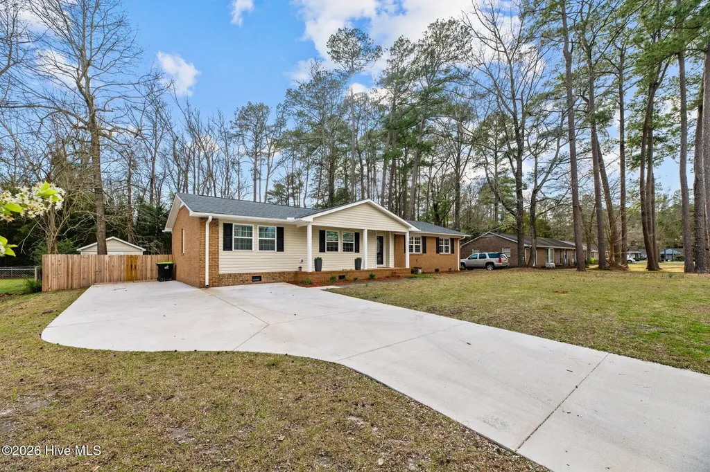 2211 Steeple Chase Drive Trent Woods NC 28562
