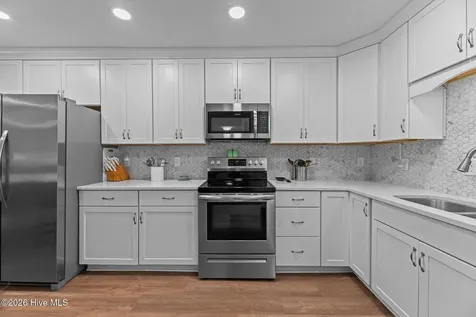 2211 Steeple Chase Drive Trent Woods NC 28562