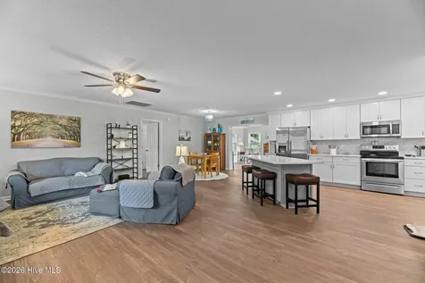 2211 Steeple Chase Drive Trent Woods NC 28562