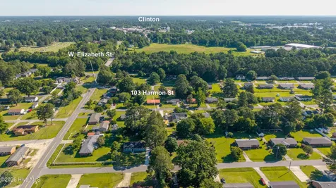 103 Harmon Street Clinton NC 28328