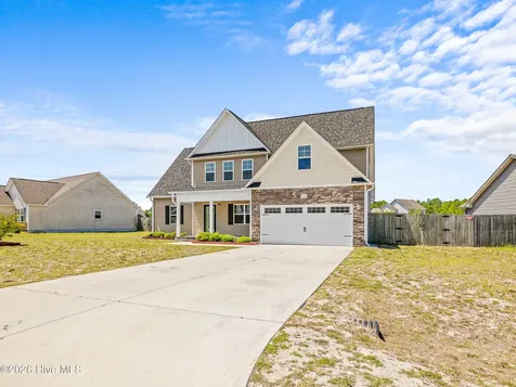 205 Tappi Terrace Hubert NC 28539