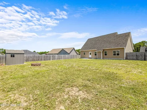 205 Tappi Terrace Hubert NC 28539