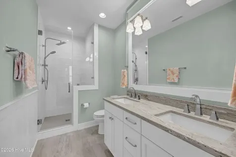 162 Dugger Lane Wilmington NC 28412