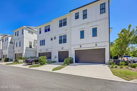 162 Dugger Lane Wilmington NC 28412