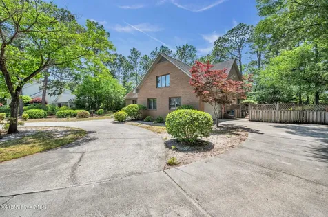 2118 Gloucester Place Wilmington NC 28403