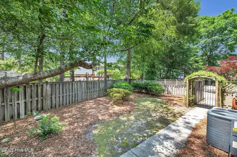 2118 Gloucester Place Wilmington NC 28403