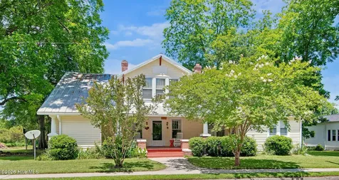 206 W Foy Street Richlands NC 28574