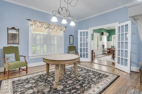 206 W Foy Street Richlands NC 28574