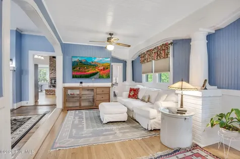 206 W Foy Street Richlands NC 28574