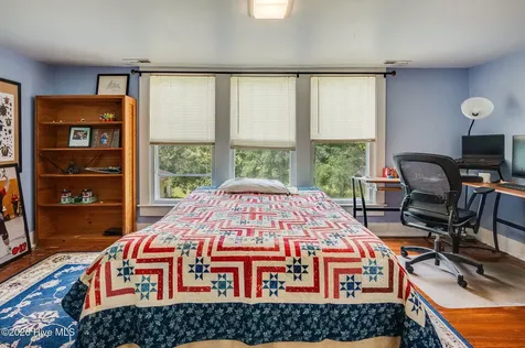 206 W Foy Street Richlands NC 28574