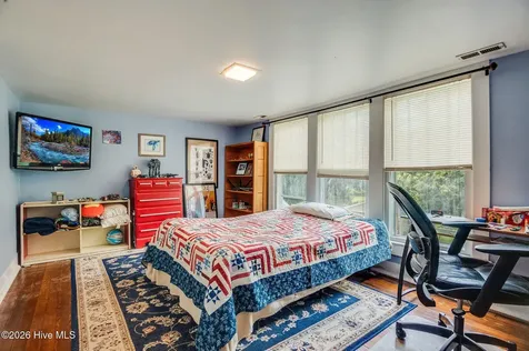 206 W Foy Street Richlands NC 28574