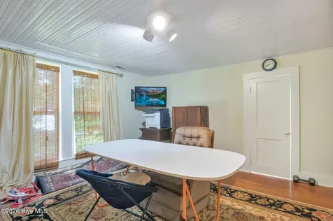 206 W Foy Street Richlands NC 28574