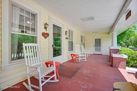 206 W Foy Street Richlands NC 28574