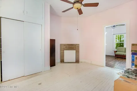 206 W Foy Street Richlands NC 28574