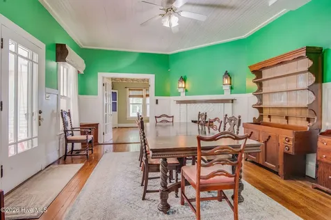 206 W Foy Street Richlands NC 28574