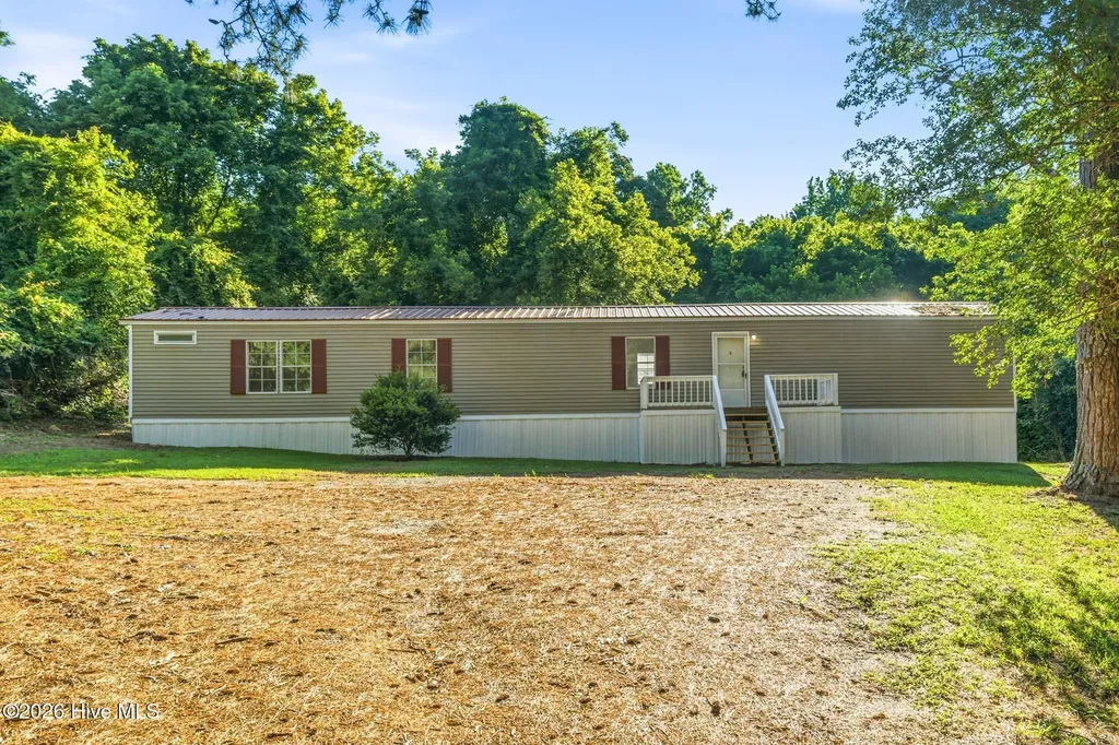1216 Roberdel Road Rockingham NC 28379