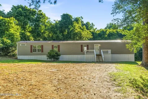 1216 Roberdel Road Rockingham NC 28379