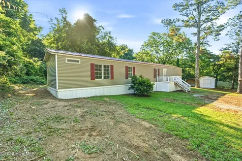 1216 Roberdel Road Rockingham NC 28379