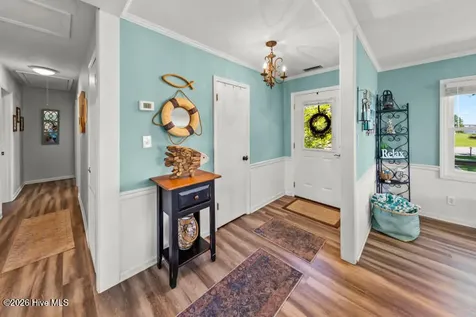 102 Crows Nest Street Oriental NC 28571